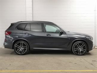 2019 BMW X5 - Thumbnail