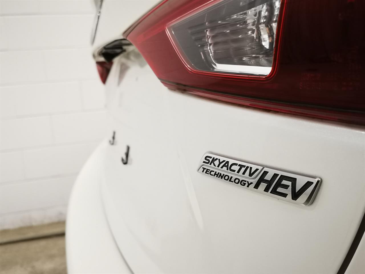 2013 Mazda Axela