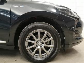 2015 Toyota Harrier - Thumbnail