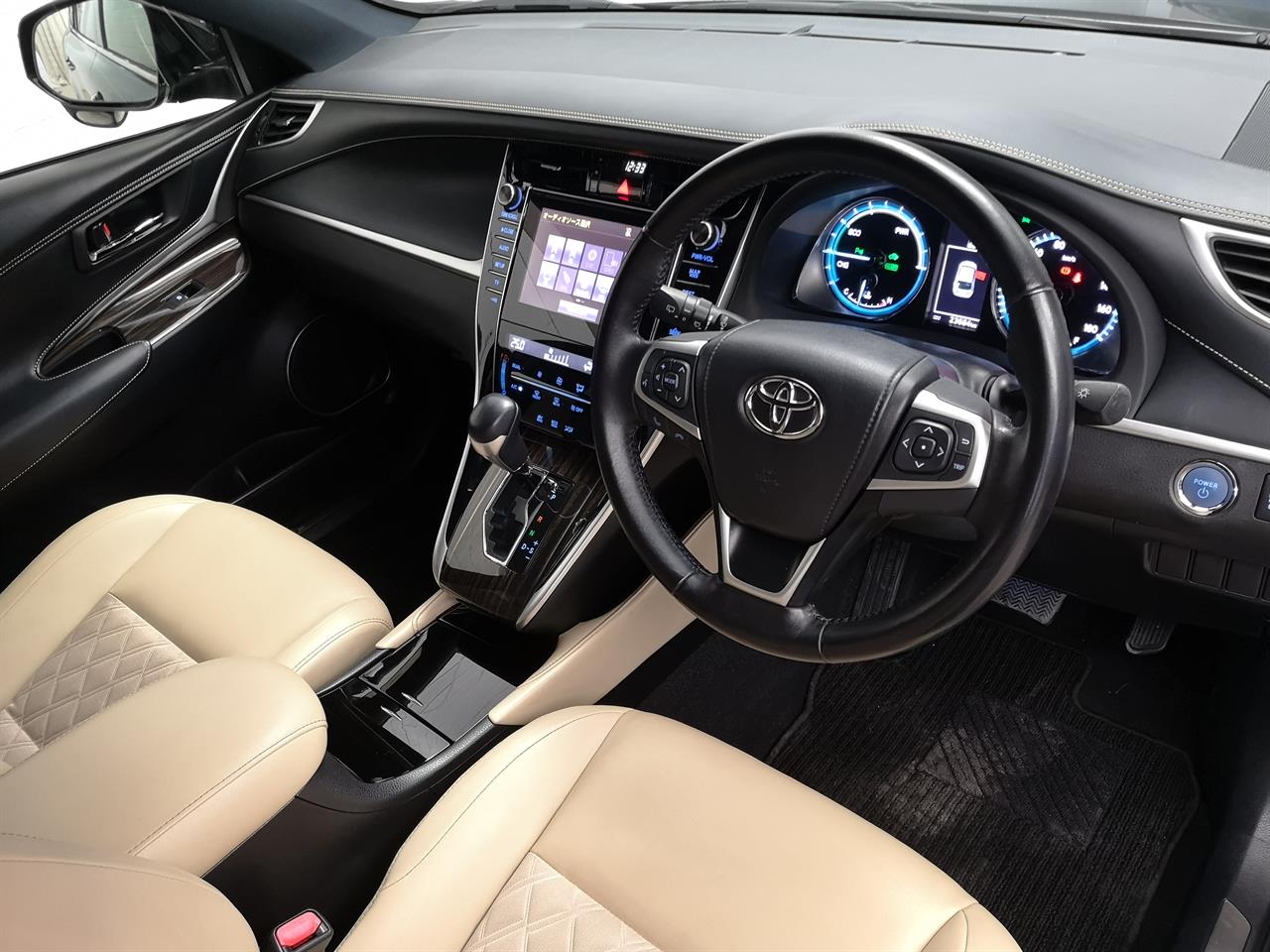 2015 Toyota Harrier