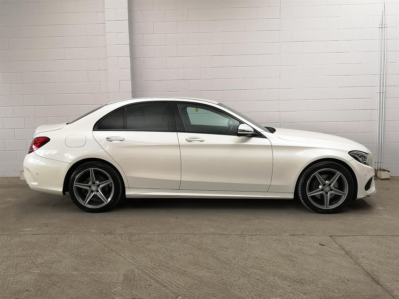 2016 Mercedes-Benz C 220