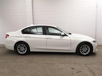 2016 BMW 320d - Thumbnail