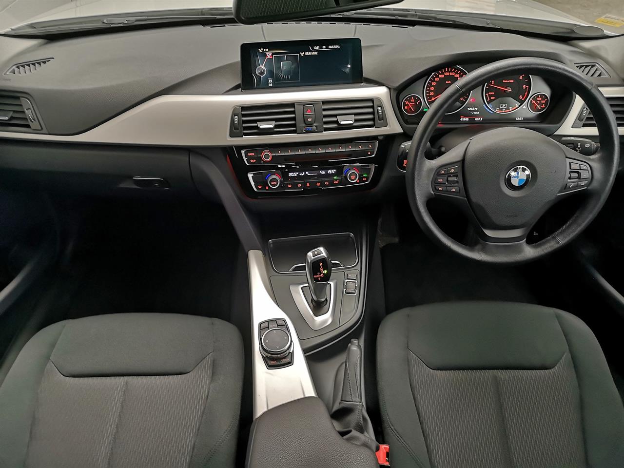 2016 BMW 320d
