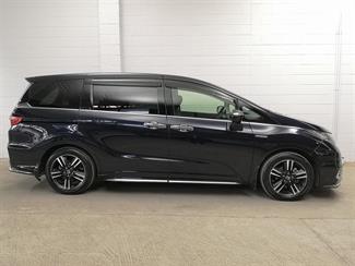 2016 Honda Odyssey - Thumbnail