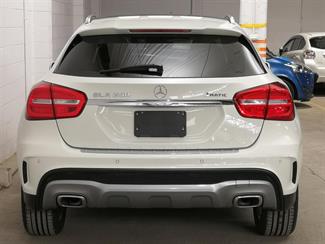 2016 Mercedes-Benz GLA 250 - Thumbnail