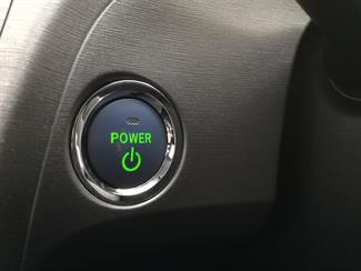 2014 Toyota Prius - Thumbnail