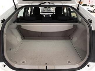 2014 Toyota Prius - Thumbnail