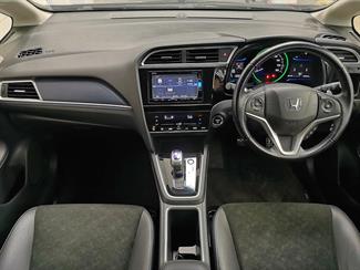 2016 Honda Shuttle - Thumbnail