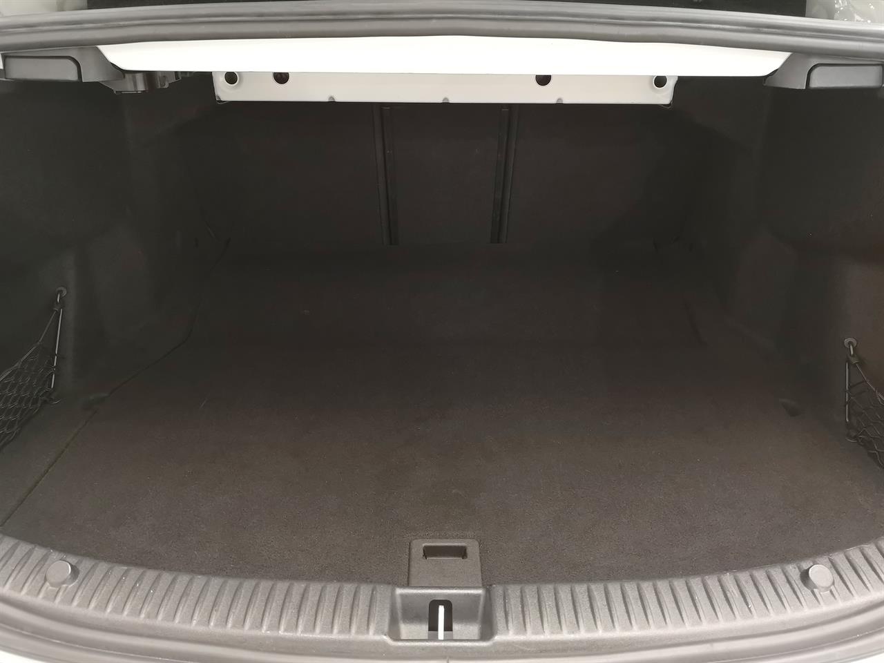 2015 Mercedes-Benz C 200