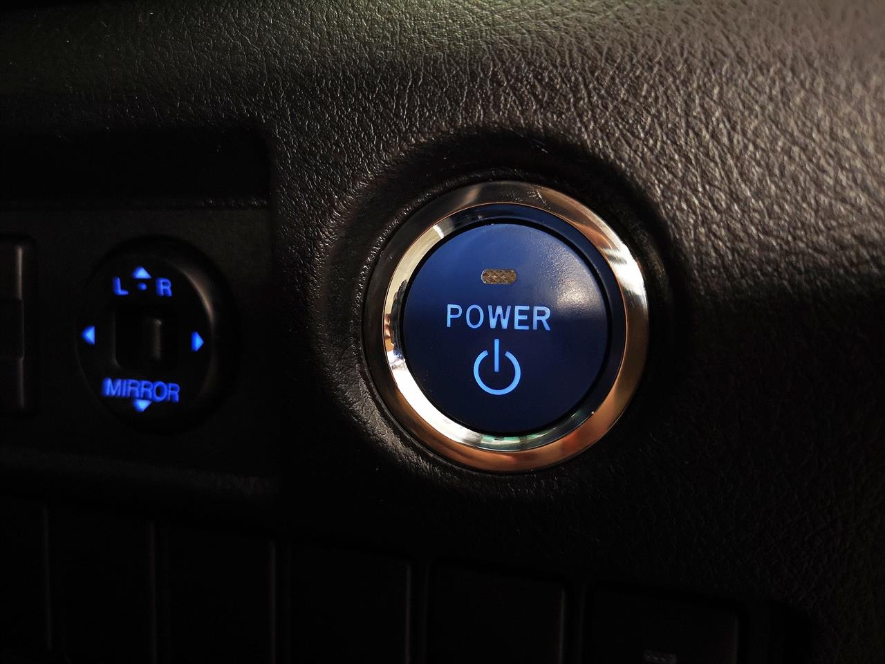 2015 Toyota Sai