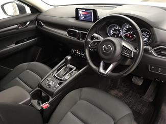 2017 Mazda CX-5 - Thumbnail