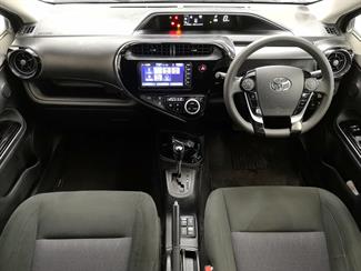 2021 Toyota Aqua - Thumbnail