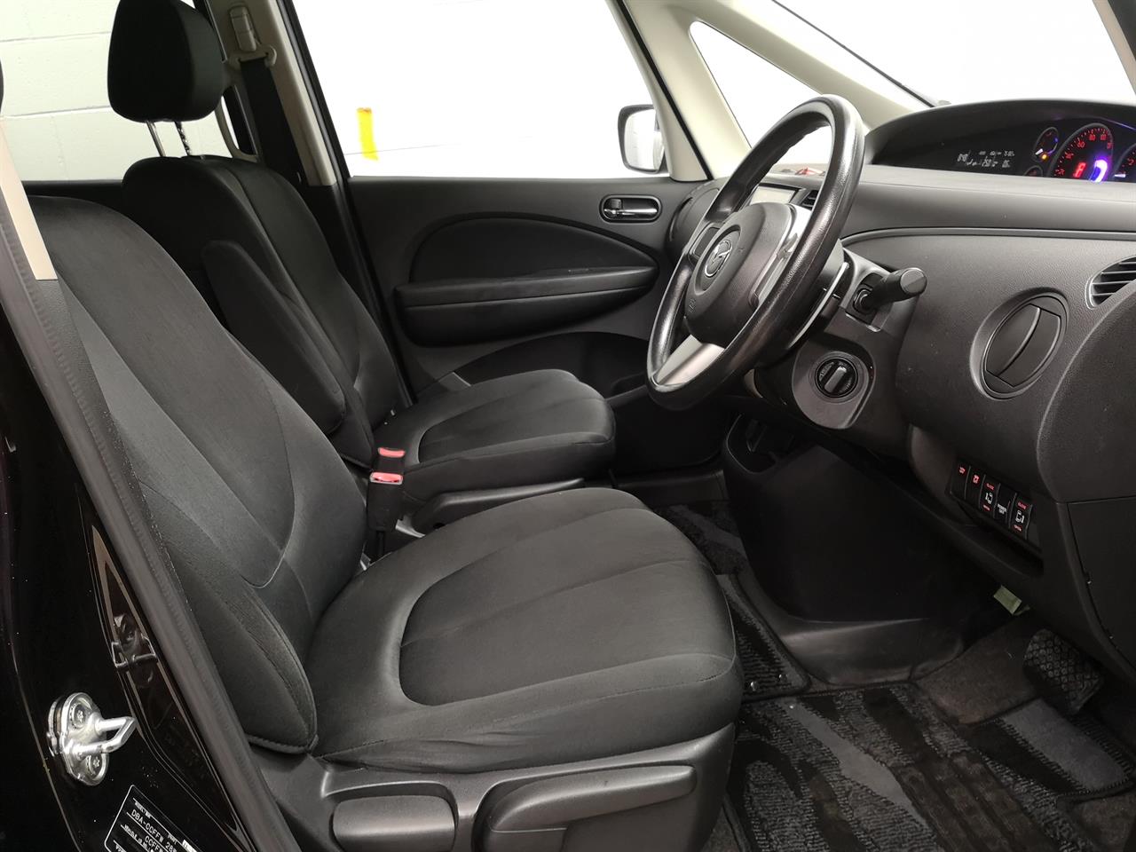 2013 Mazda Biante