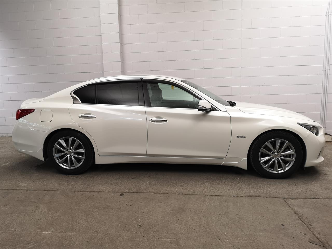 2017 Nissan Skyline