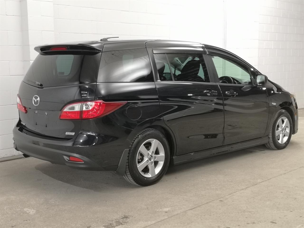 2013 Mazda Premacy