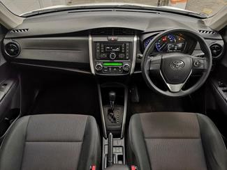 2016 Toyota Corolla - Thumbnail