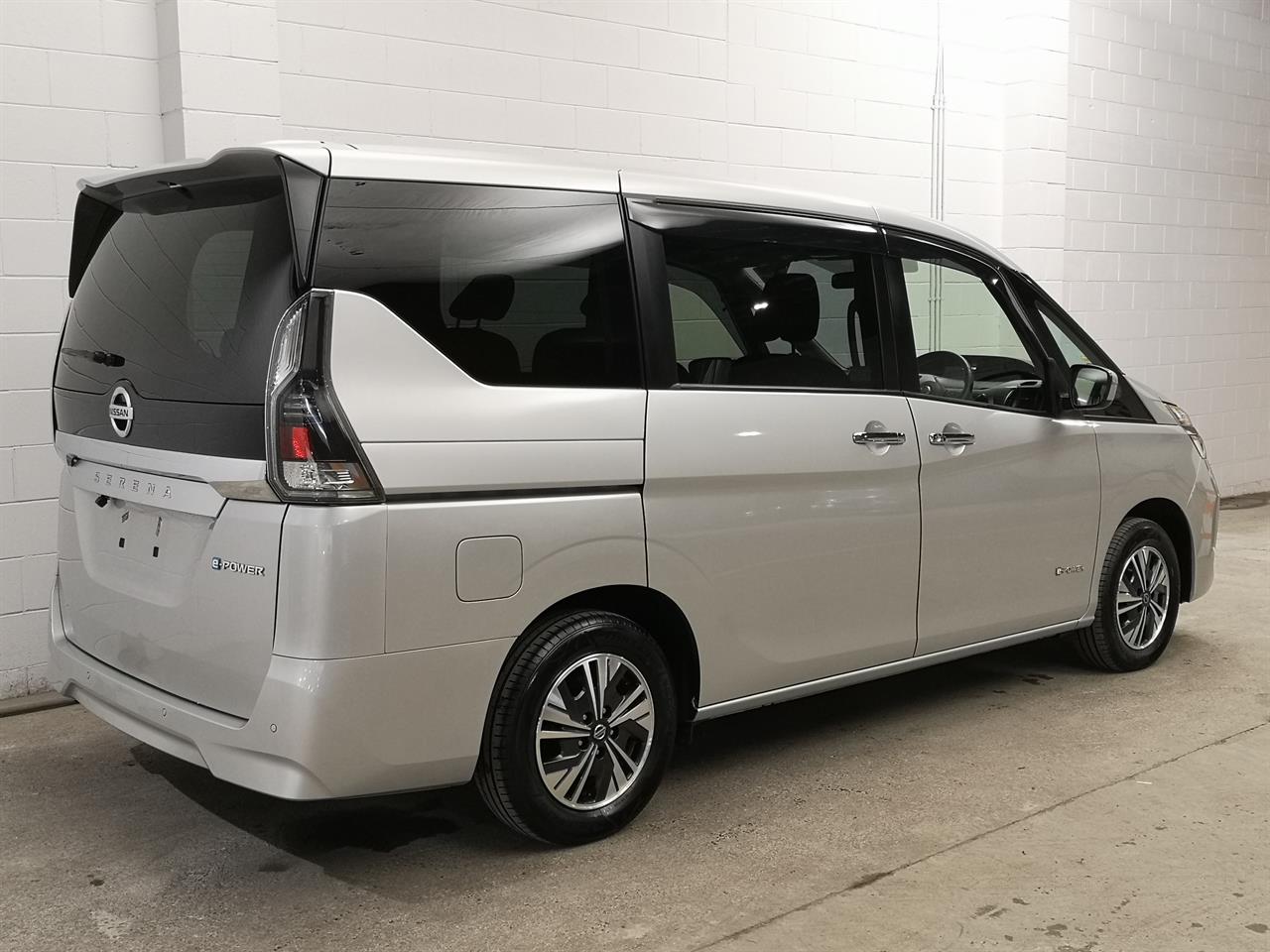 2020 Nissan Serena