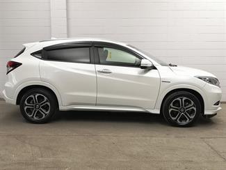 2015 Honda Vezel - Thumbnail