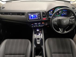2015 Honda Vezel - Thumbnail