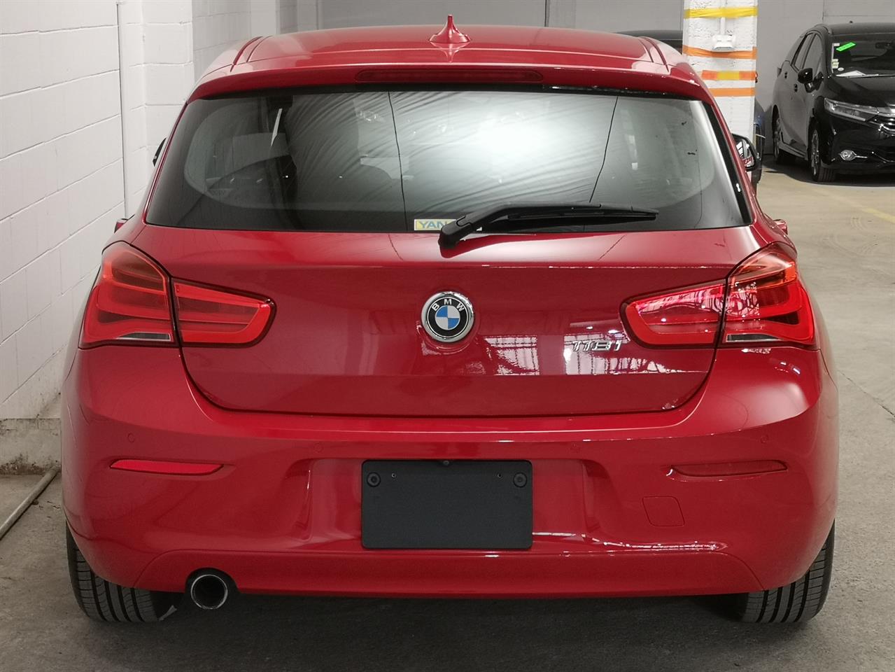 2015 BMW 118I