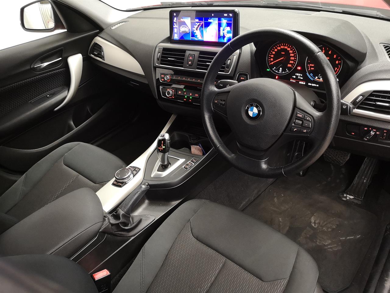 2015 BMW 118I