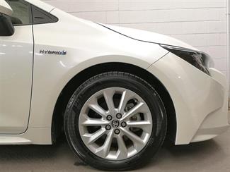 2020 Toyota Corolla - Thumbnail