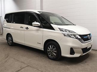 2019 Nissan Serena - Thumbnail