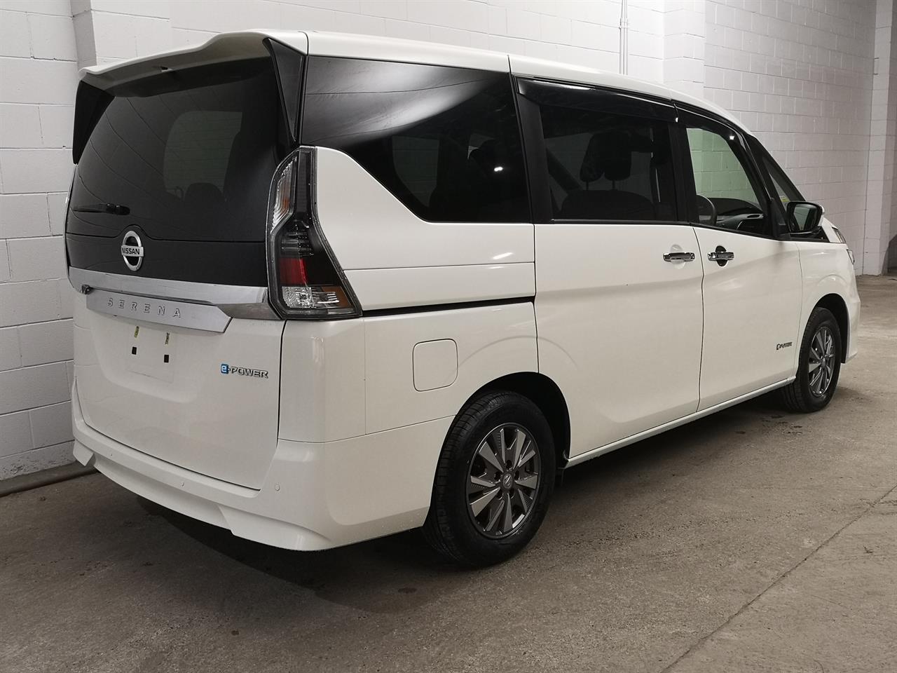 2019 Nissan Serena