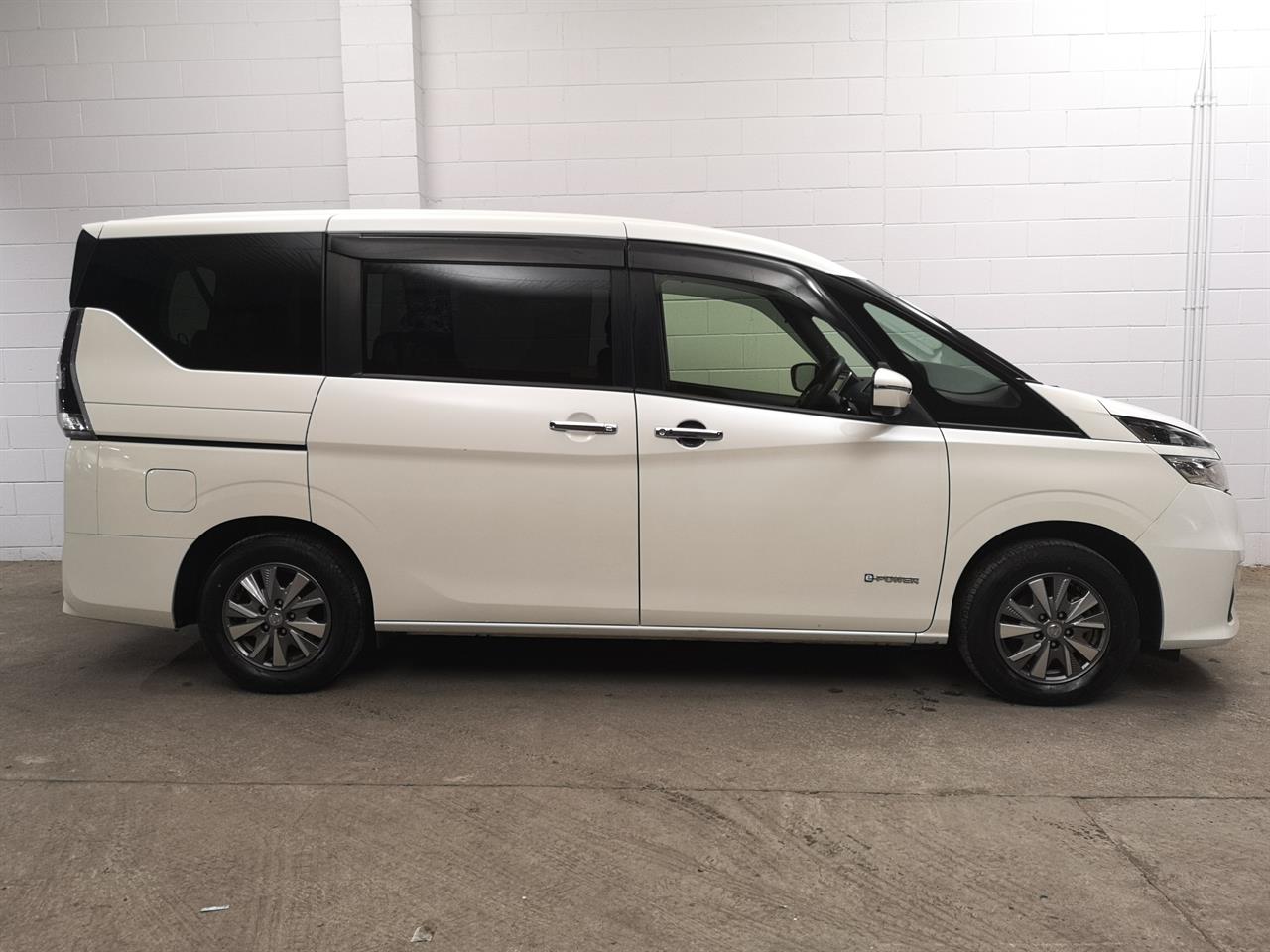 2019 Nissan Serena