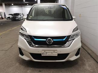 2019 Nissan Serena - Thumbnail