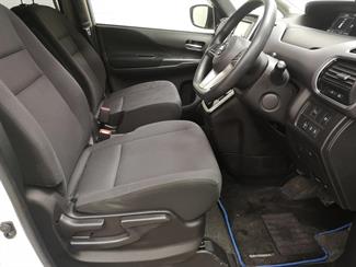 2019 Nissan Serena - Thumbnail