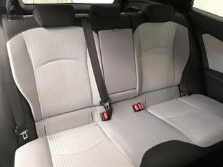 2016 Toyota Prius - Thumbnail