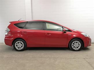 2012 Toyota Prius - Thumbnail
