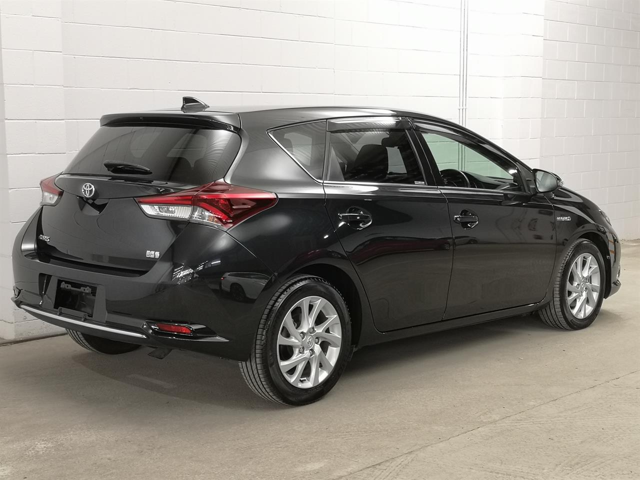 2017 Toyota Auris
