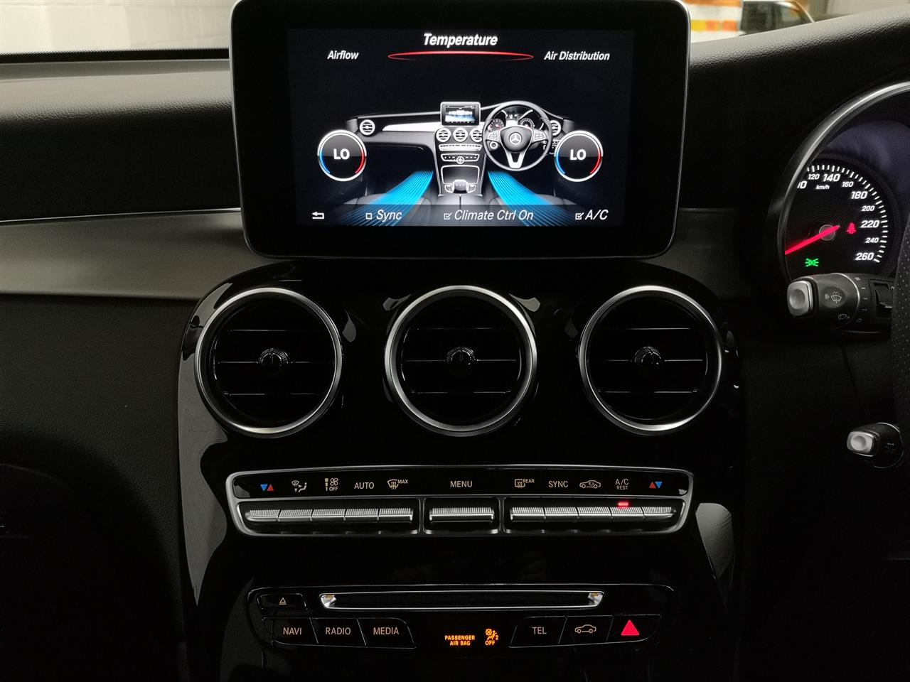 2018 Mercedes-Benz GLC 200
