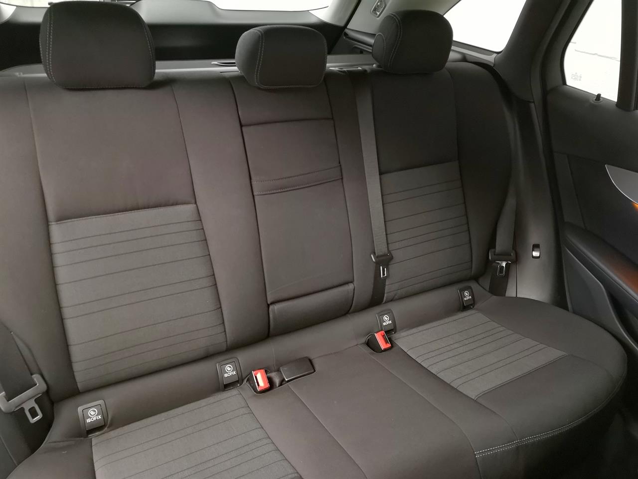 2018 Mercedes-Benz GLC 200