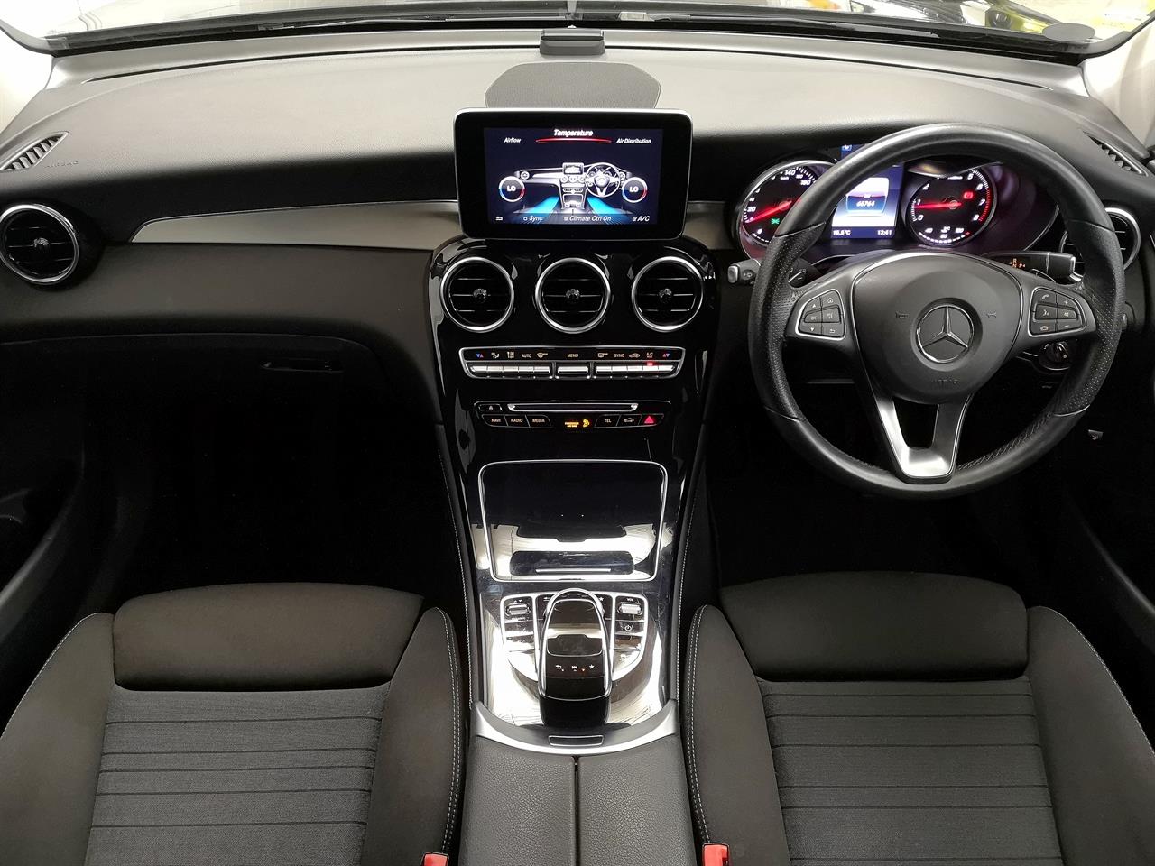 2018 Mercedes-Benz GLC 200