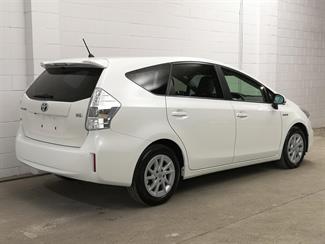 2012 Toyota Prius - Thumbnail