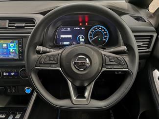 2020 Nissan Leaf - Thumbnail