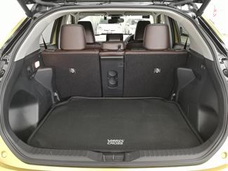 2020 Toyota Yaris - Thumbnail