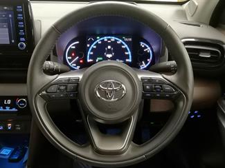 2020 Toyota Yaris - Thumbnail