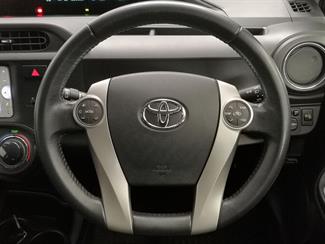 2013 Toyota Aqua - Thumbnail