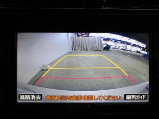 2016 Toyota Prius - Thumbnail