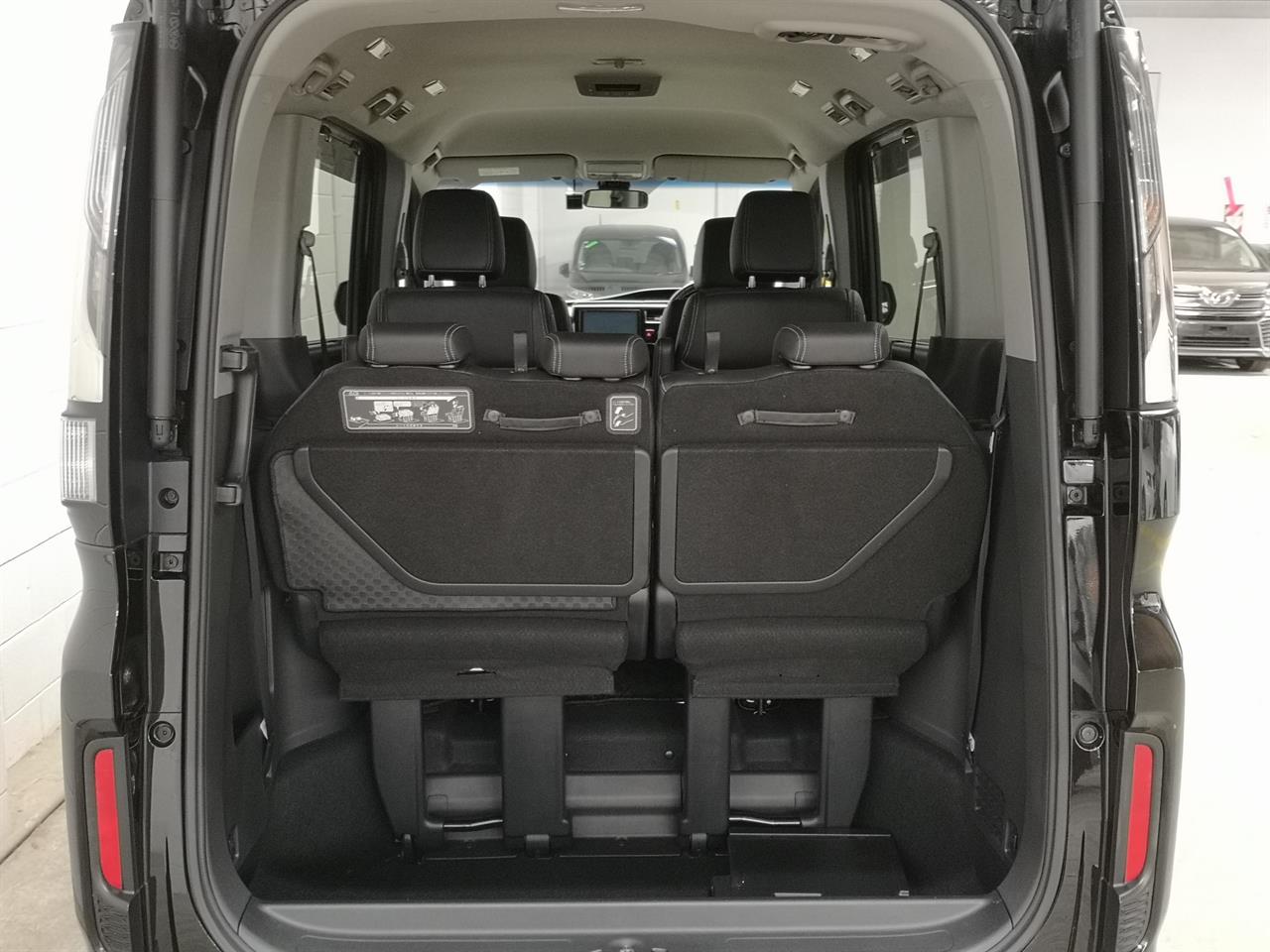 2017 Honda Step Wagon