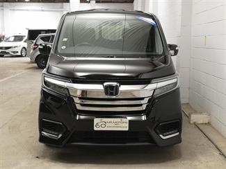 2017 Honda Step Wagon - Thumbnail