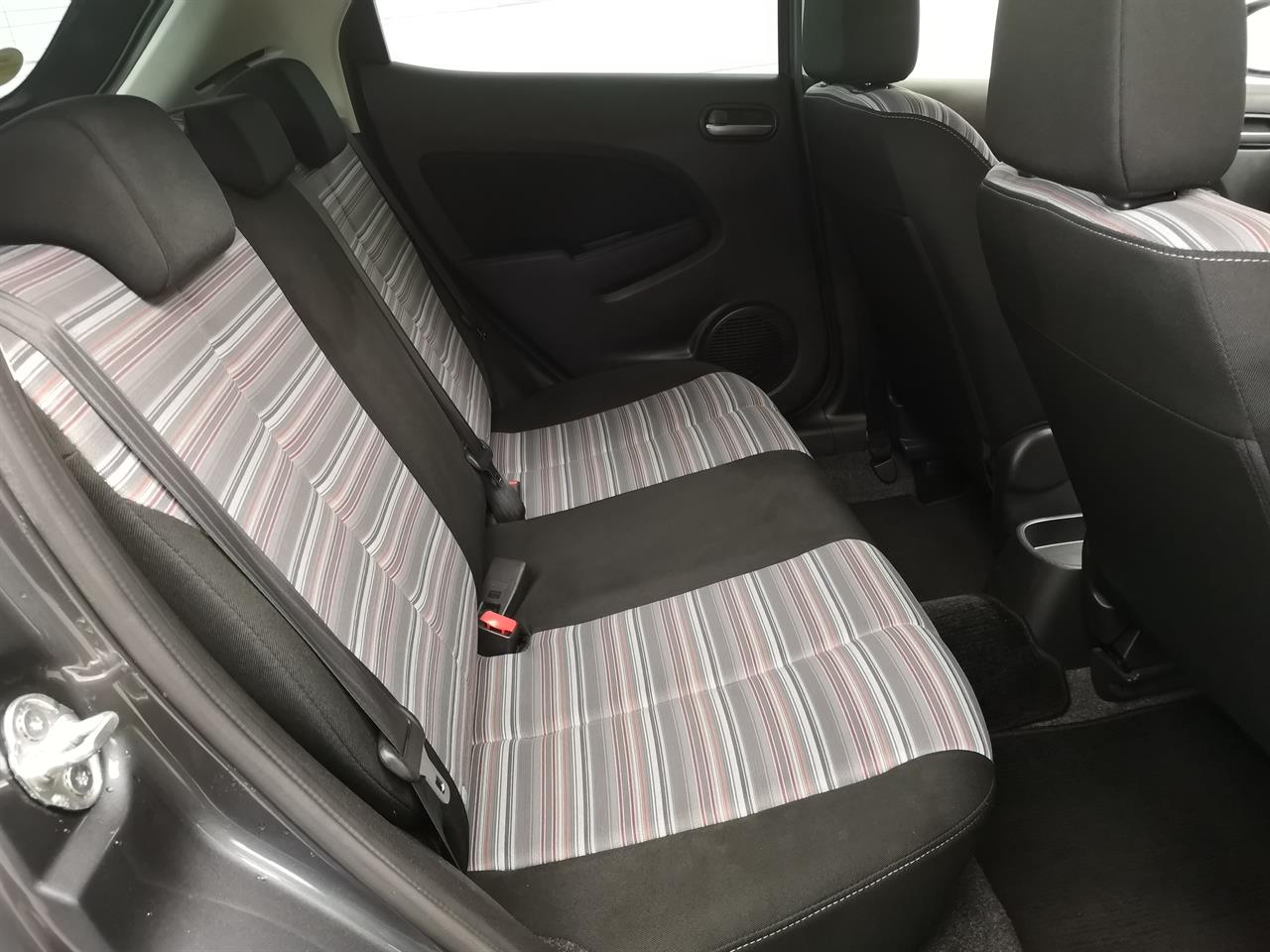 2013 Mazda Demio