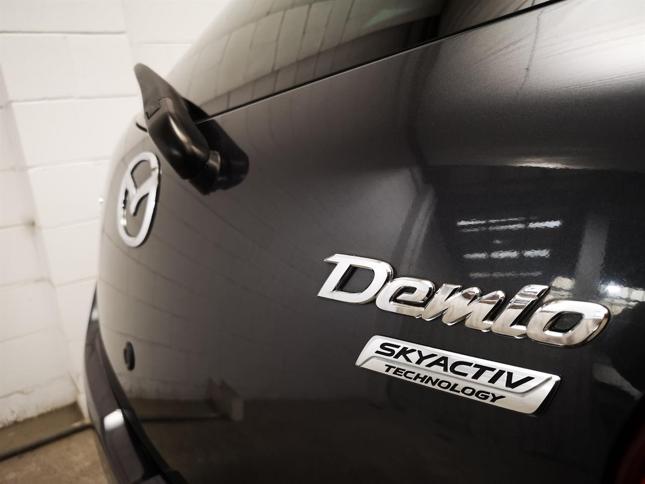 2013 Mazda Demio