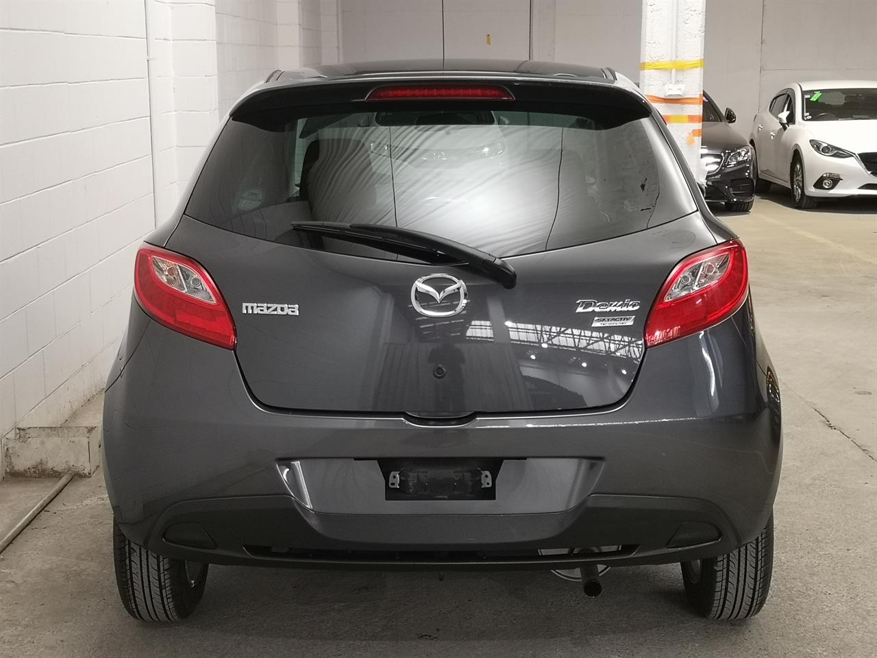 2013 Mazda Demio