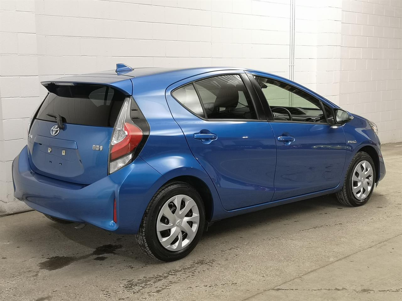 2017 Toyota Aqua