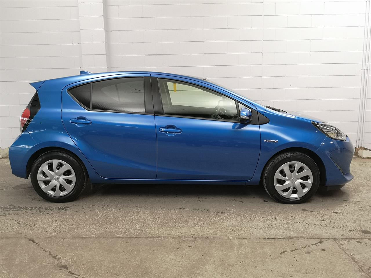 2017 Toyota Aqua